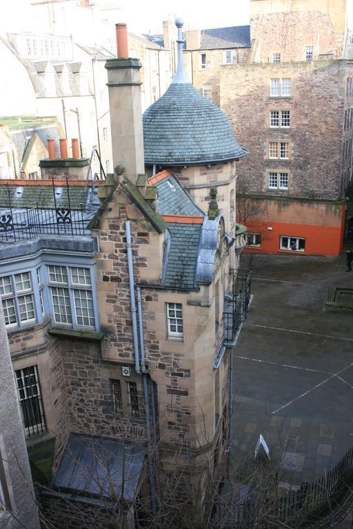Royal Mile Budget Apartments Edinburgh Oda fotoğraf