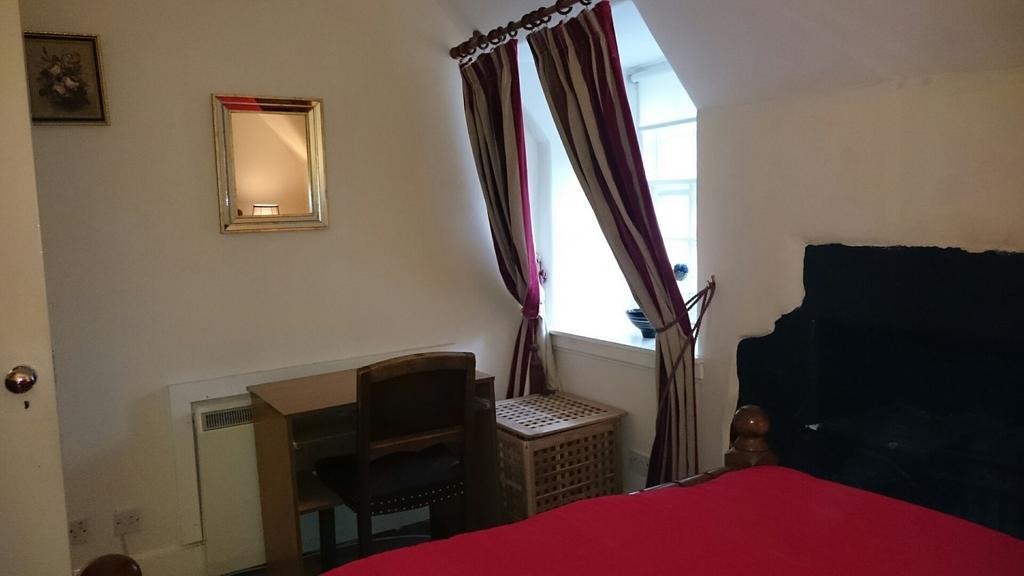 Royal Mile Budget Apartments Edinburgh Oda fotoğraf